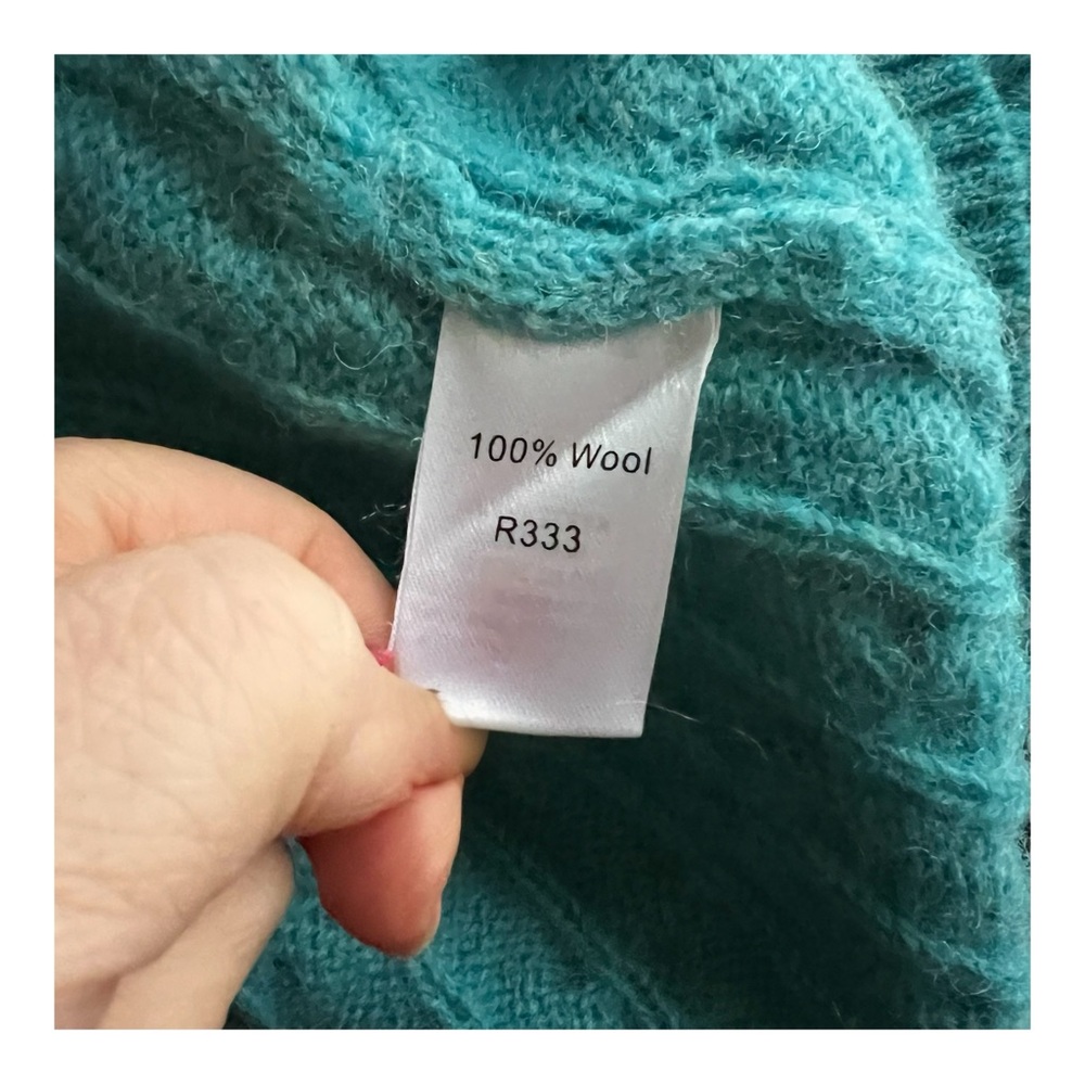 Vintage Appleseed 100% Wool Sweater Cardigan. Size M - Picture 6 of 7